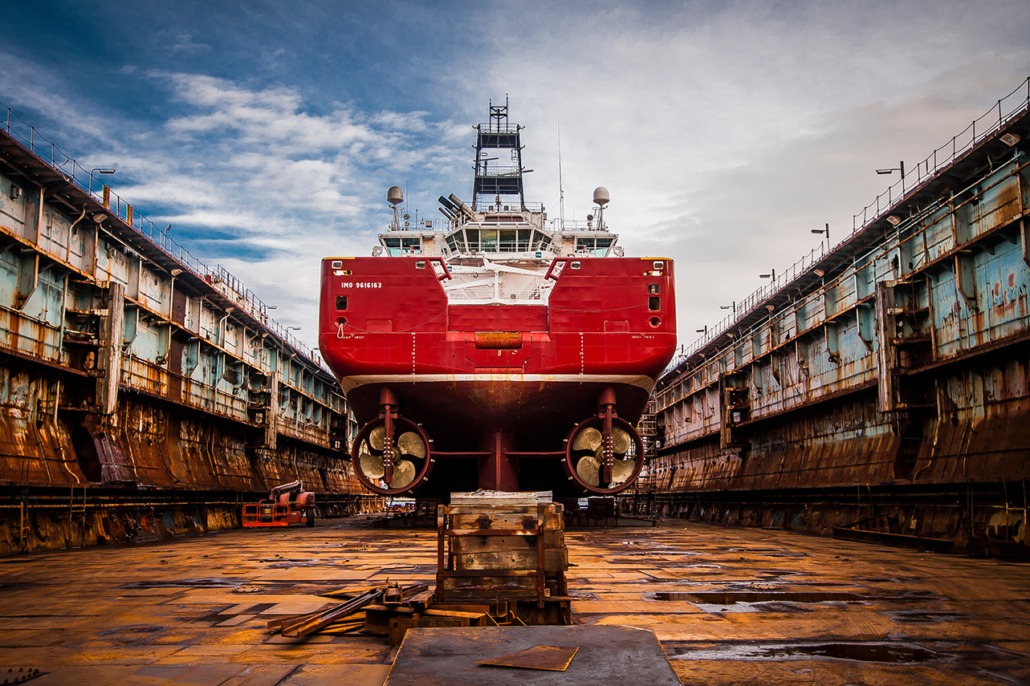 Parker Hannifin Solutions for Marine and Industrial Applications Parker Hannifin Solutions for Marine and Industrial Applications